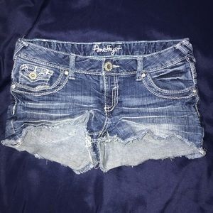 low wasted denim shorts